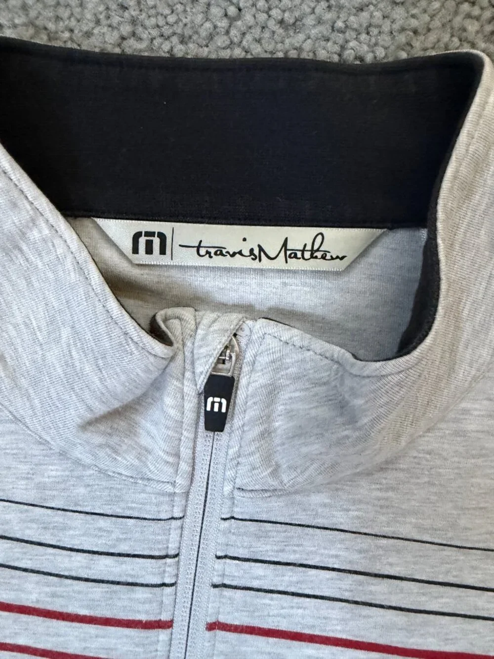 NWOT Travis Mathew Balboa Chest Stripe Quarter Zip Golf Pullover Gray Men’s L